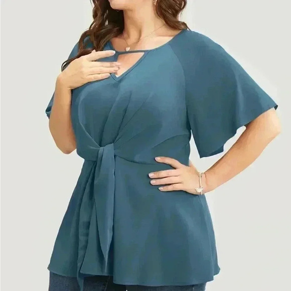 NWT!Keyhole Knotted Front Ruffle Sleeve Blouse Size 10or medium - Picture 3 of 6